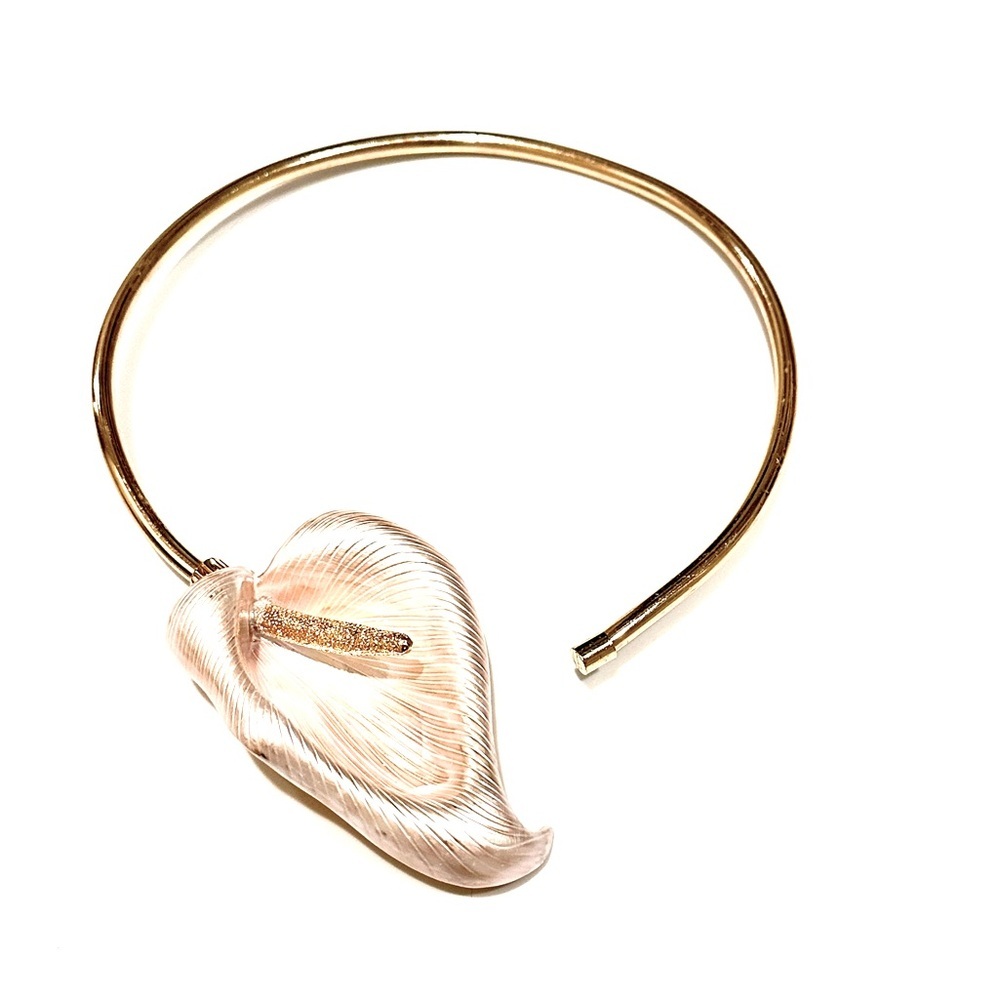 HEAD-TURNING BOTANICAL | Two-Tone Cala Lily Sculptural Statement Necklace | NEW